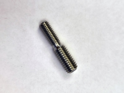 Male machine thread adapter